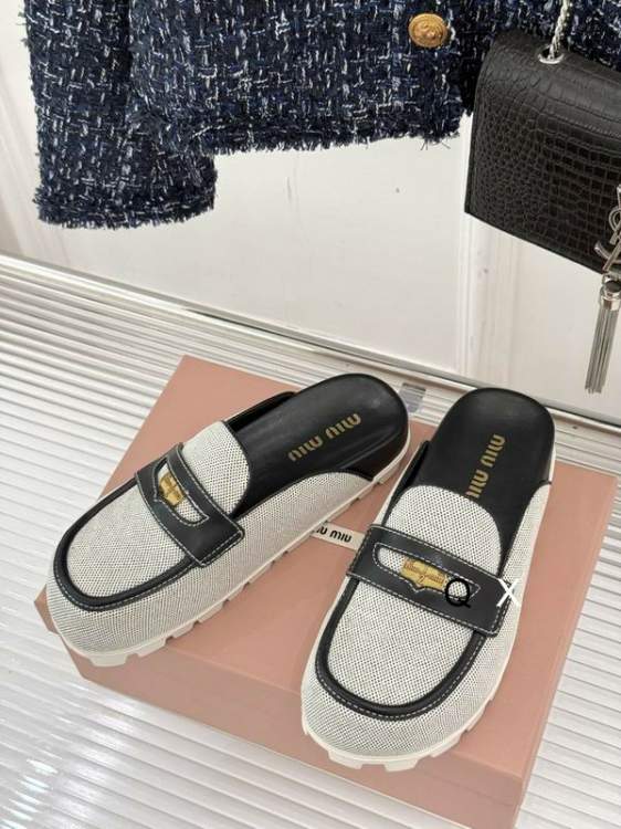 Picture of Miumiu Shoes _SKUMiuMiusz35-40JX030218148